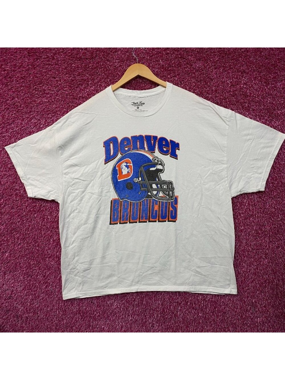 Junk Food NFL Denver Broncos Throwback Helmet Logo T- Shirt 2XL